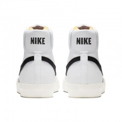 NIKE BLAZER MID '77 VNTG / BLANC