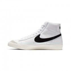 NIKE BLAZER MID '77 VNTG / BLANC